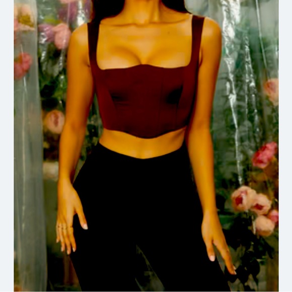 Oh Polly Women’s Corset crop Top in burgundy. Worn once. US 6. - Picture 1 of 4